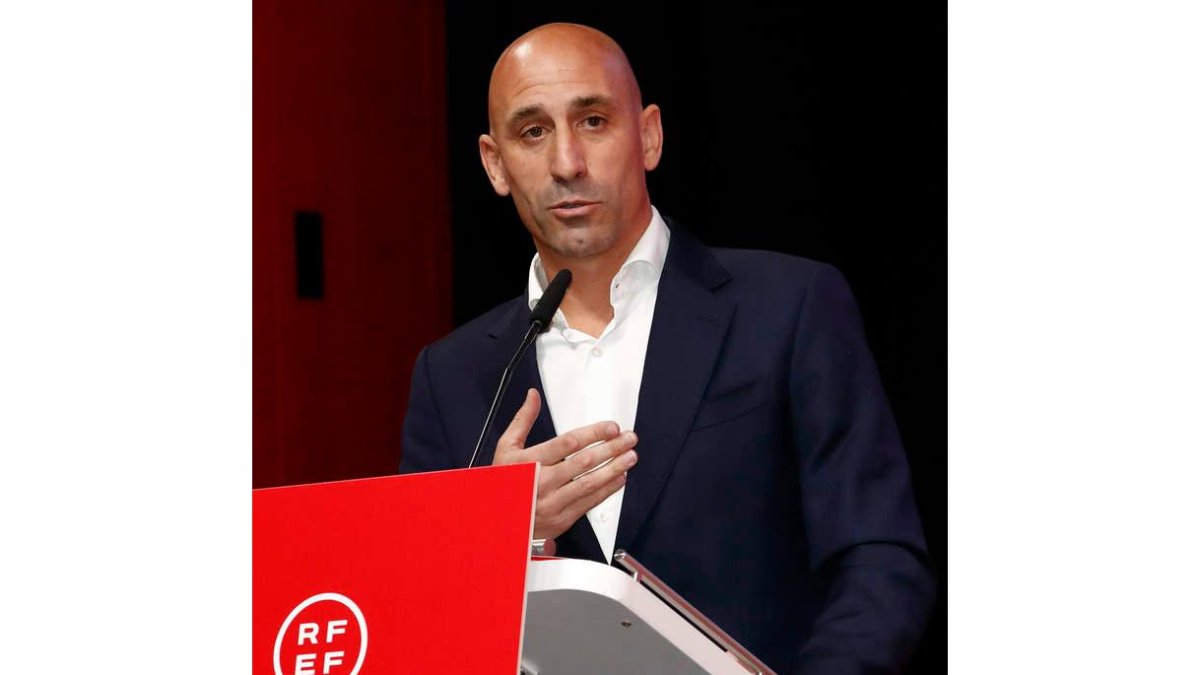 Luis Rubiales renuncia a su cargo de presidente de la RFEF. RUBIO