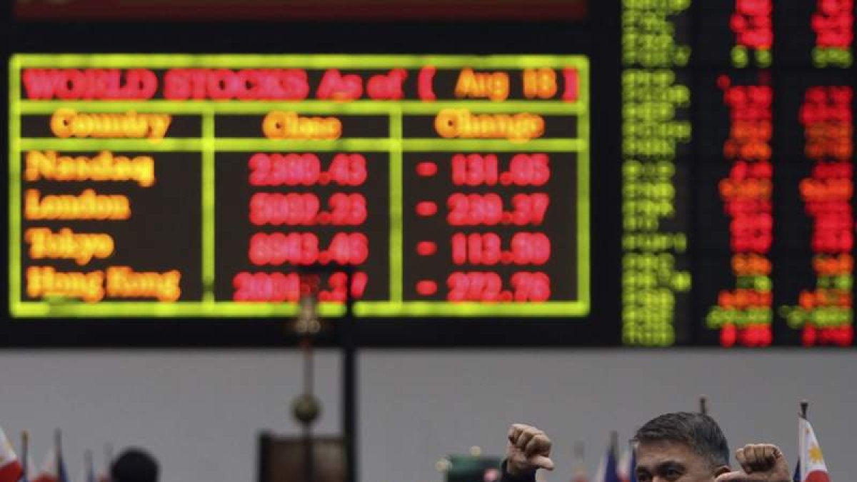 Los números rojos siguen protagonizando el cierre de la jornada en las bolsas europeas.