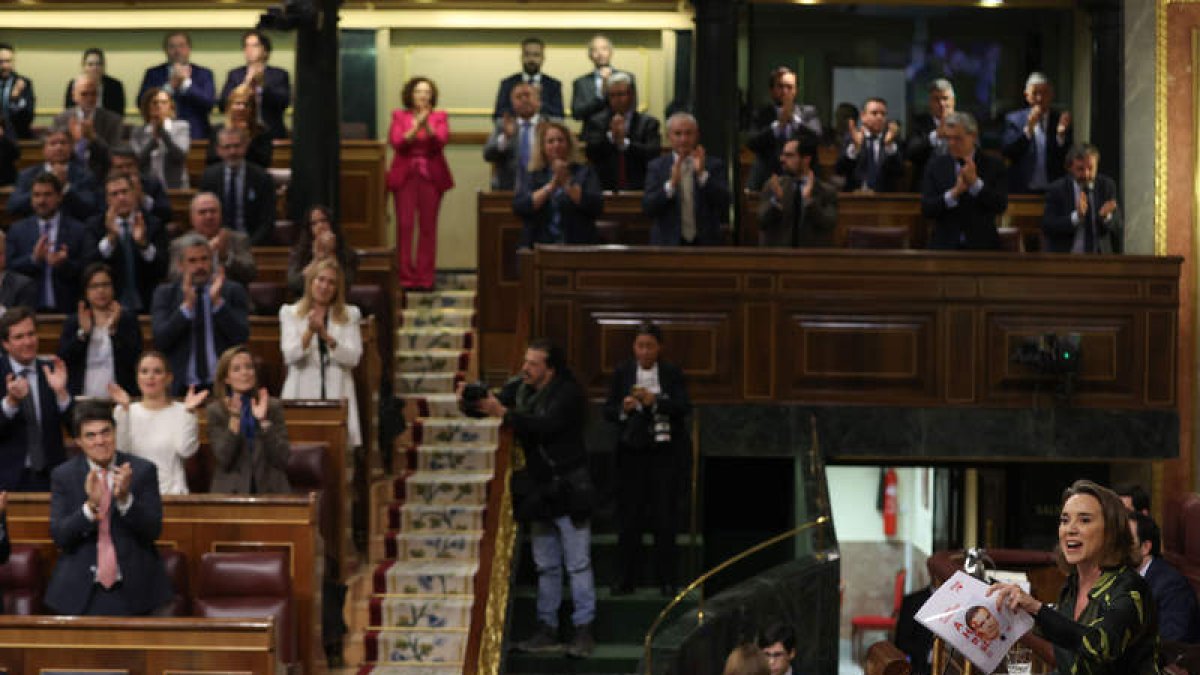 Cuca Gamarra, durante su intervención ayer en el debate. KIKO HUESCA