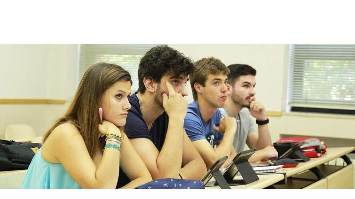 Argiñe Viteri, Javier Laborda, Eneko Millán y David Prado son los primeros cuatro alumnos.