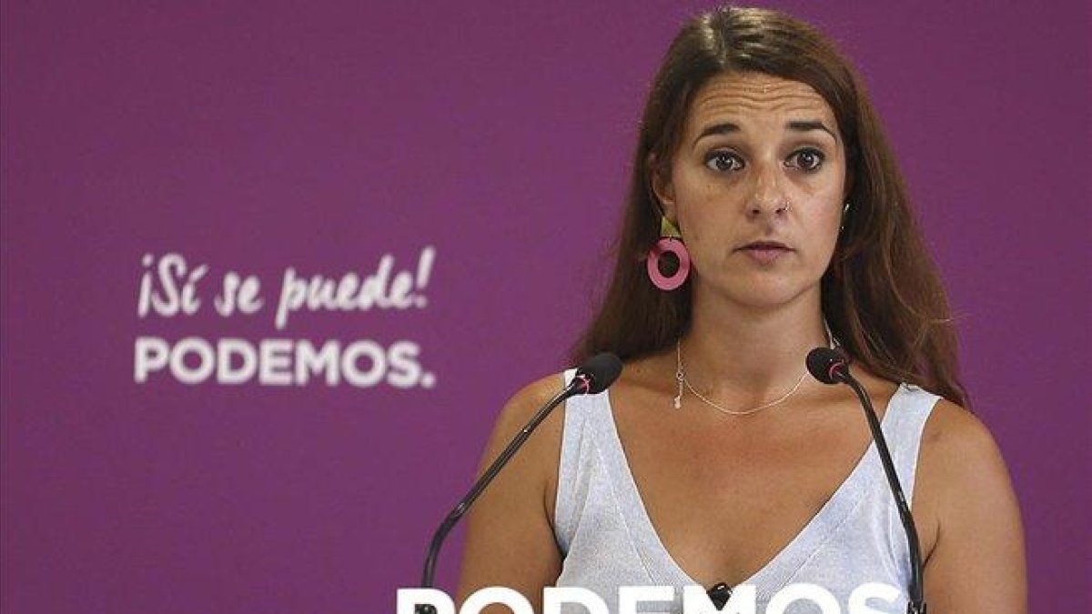 Noelia Vera, de Podemos, en rueda de prensa.