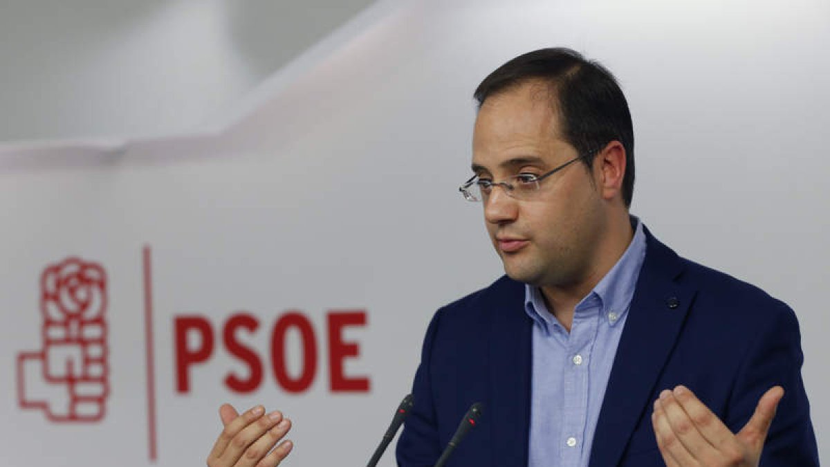 El secretario de Organización del PSOE, César Luena, ratificó ayer el ‘no’ a Rajoy.