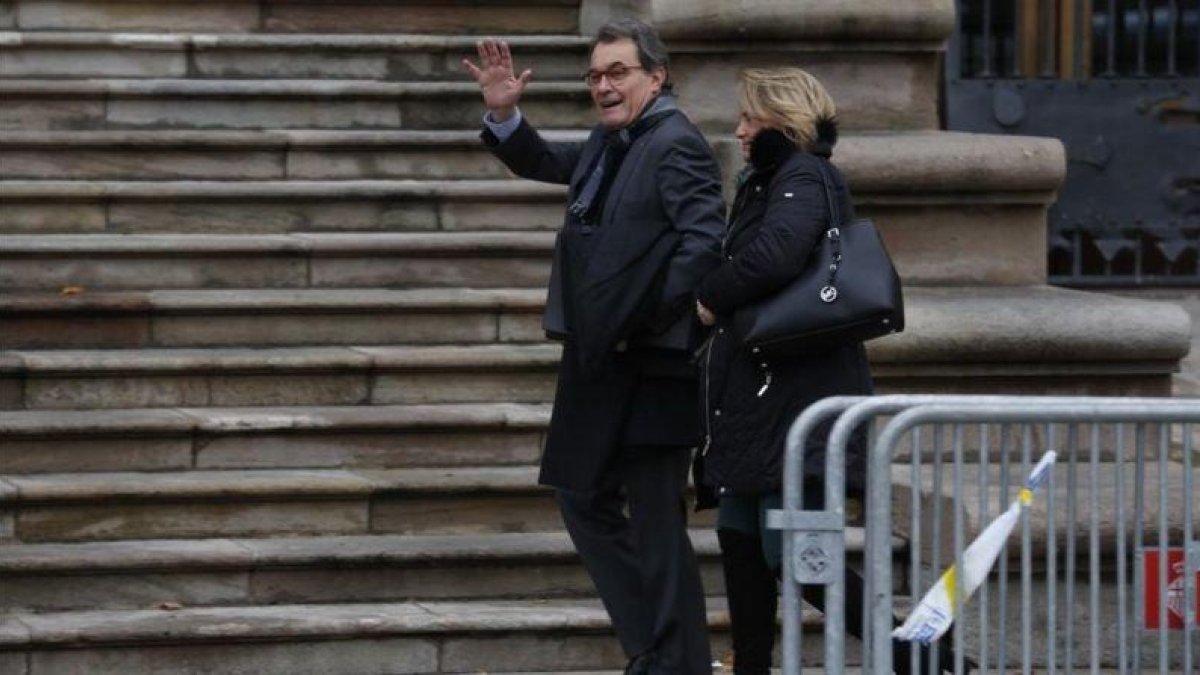 Artur Mas, a las puertas del Tribunal Superior de Justícia de Catalunya, el pasado 8 de febrero.