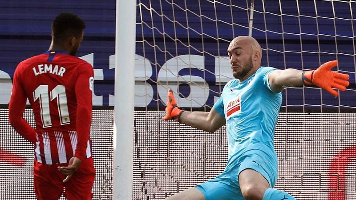 Lemar le dio con su gol tres puntos de oro al Atlético. HERRERO