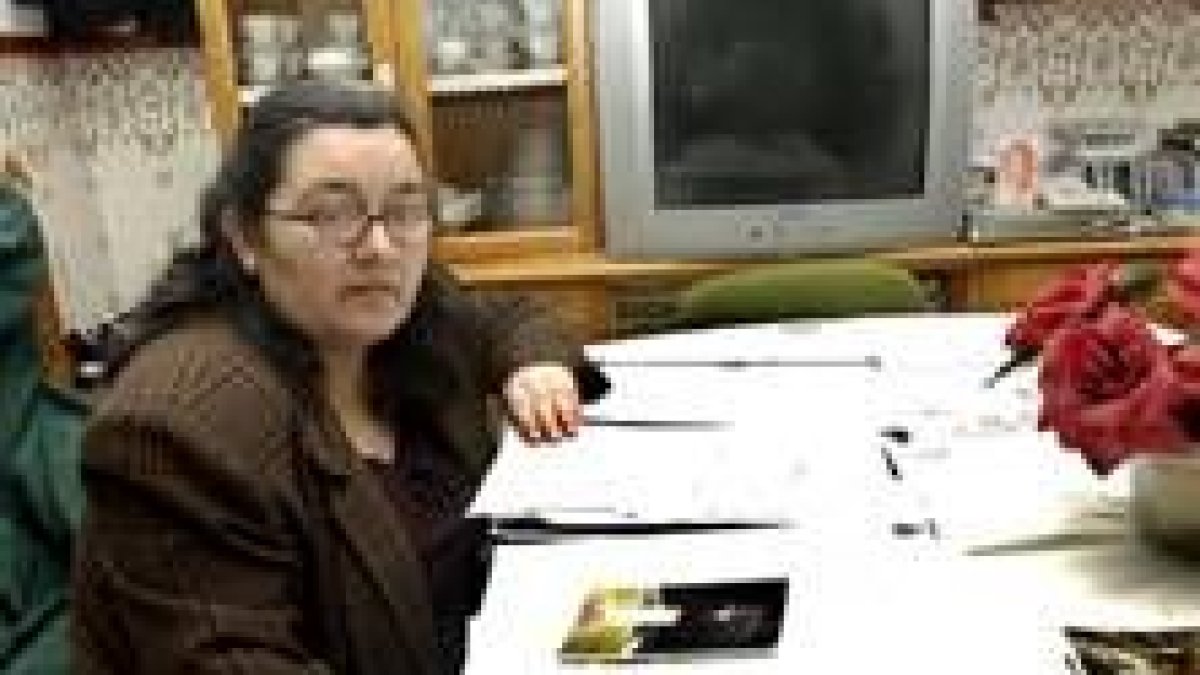 María Dolores Cano, la madre, con la sentencia del TSJ andaluz que permite a su hijo objetar