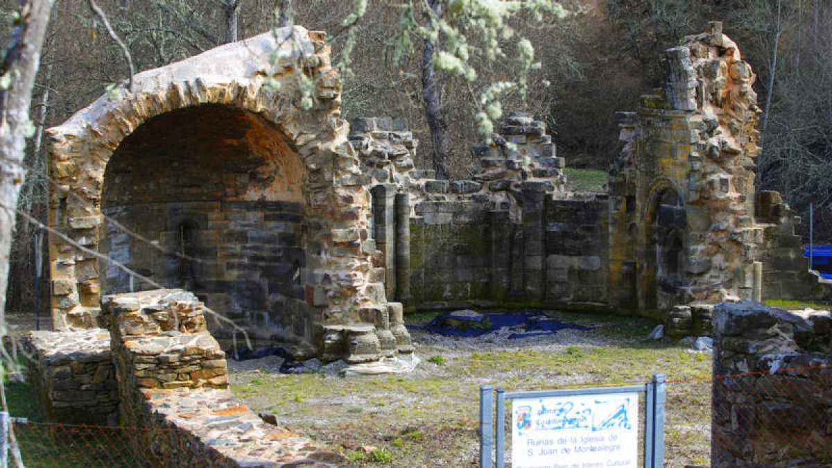 Ruinas del monasterio de los Hospitalarios de San Juan. RAMIRO