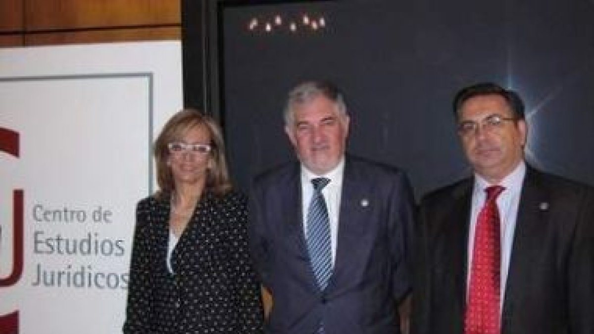 Lourdes Rodríguez, Conde Pumpido y José Javier Polo