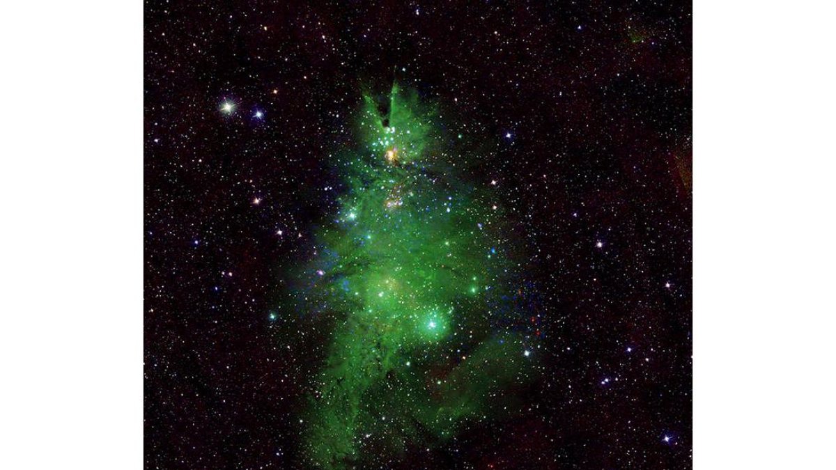 Observatorios astronómicos de la Nasa han captado un conjunto de estrellas jóvenes, situadas a unos 2.500 años luz de la Tierra. NASA