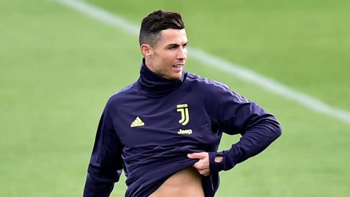 Cristiano Ronaldo en un entrenamiento de la Juventus.