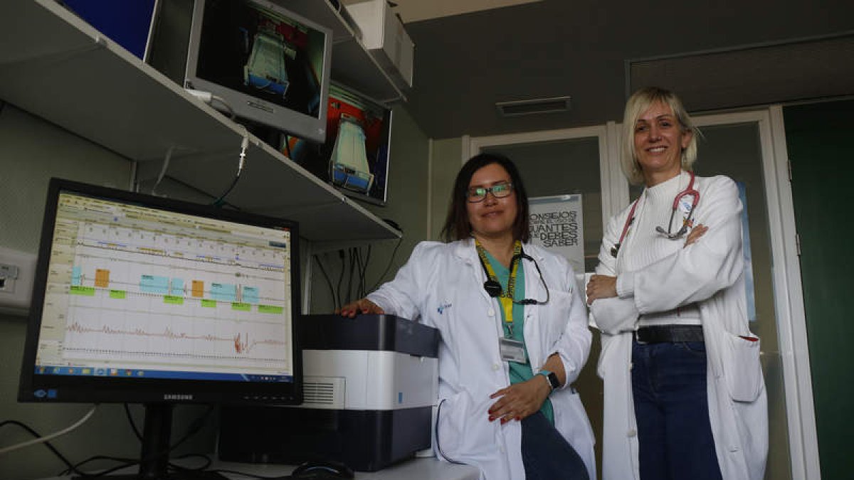 Dispositivos en el Hospital de León para medir la calidad del sueño. FERNANDO OTERO