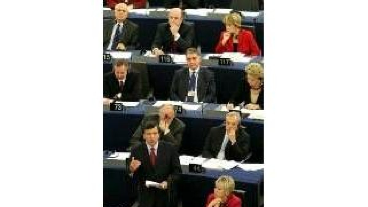 Durao Barrosos se dirige a la eurocámara