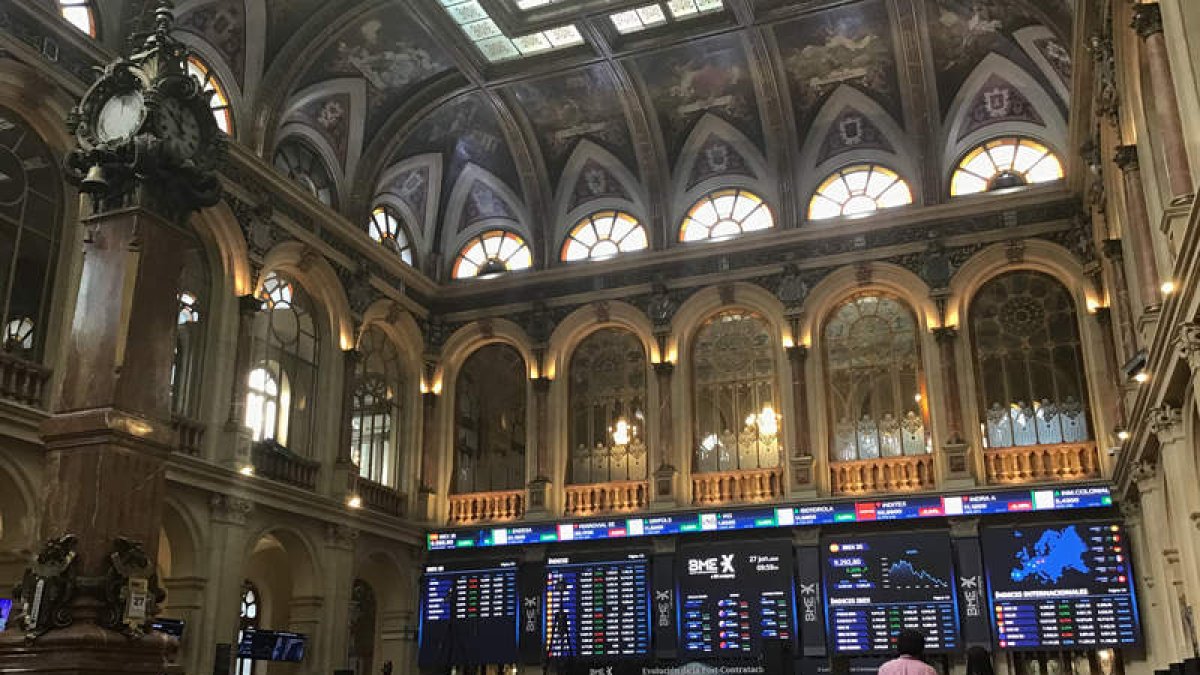 Imagen del interior de la Bolsa de Madrid. VEGA ALONSO DEL VAL