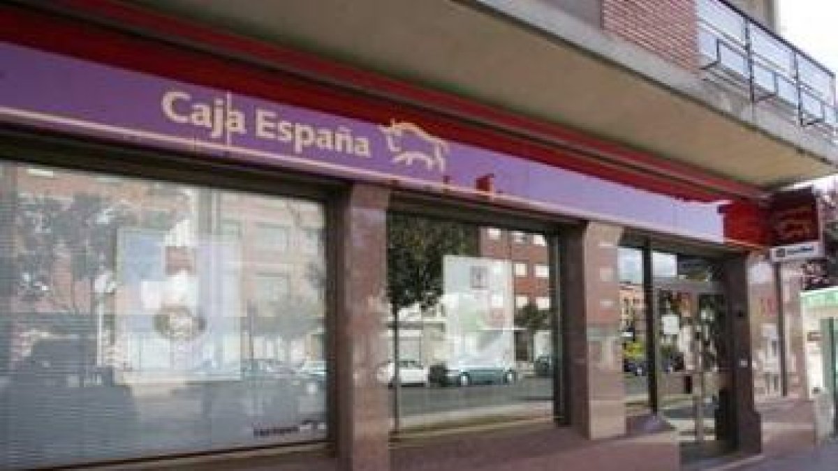La UPL asegura que una fusión con Caja Madrid no tiene rentabilidad para Caja España.