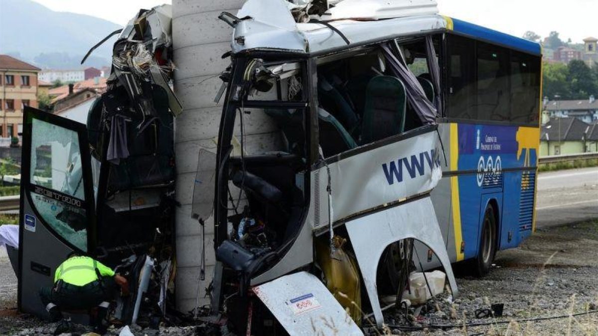 El autobús accidentado el 3 de septiembre en Avilés.