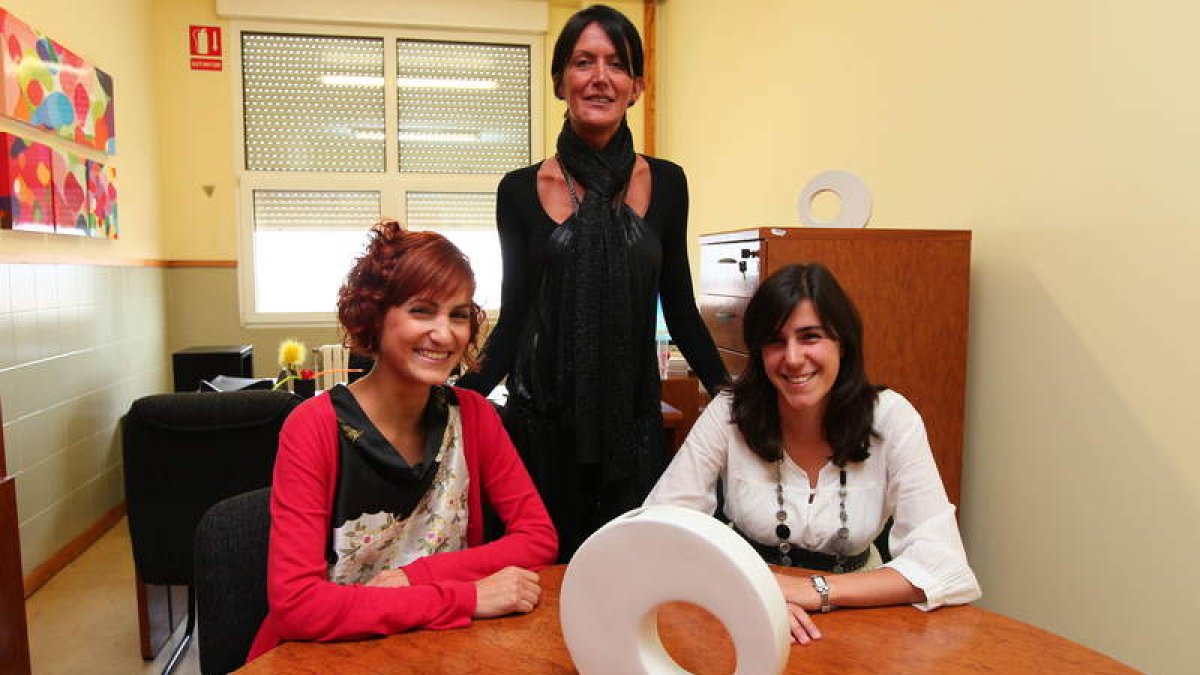 Alicia Gallego, Carmen Rodríguez y Ángela González.