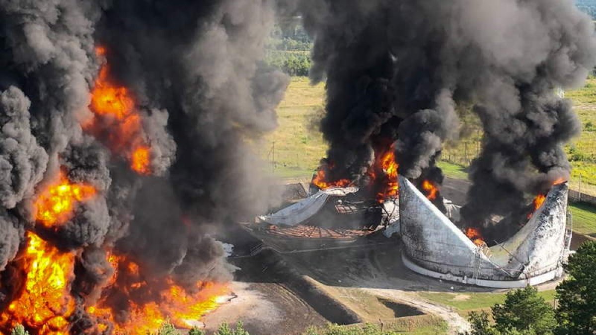 Rusia sigue bombardeando los suministros energéticos de Ucrania. FIRMA RIVNE REGION PROSECUTOR’S OFFICE