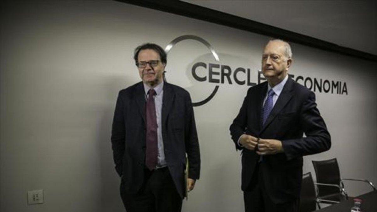 Juan José Brugera y Jordi Alberich, en el Círculo de Economía