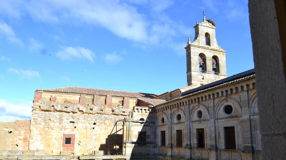 Monasterio de Santa María de Sandoval. DL