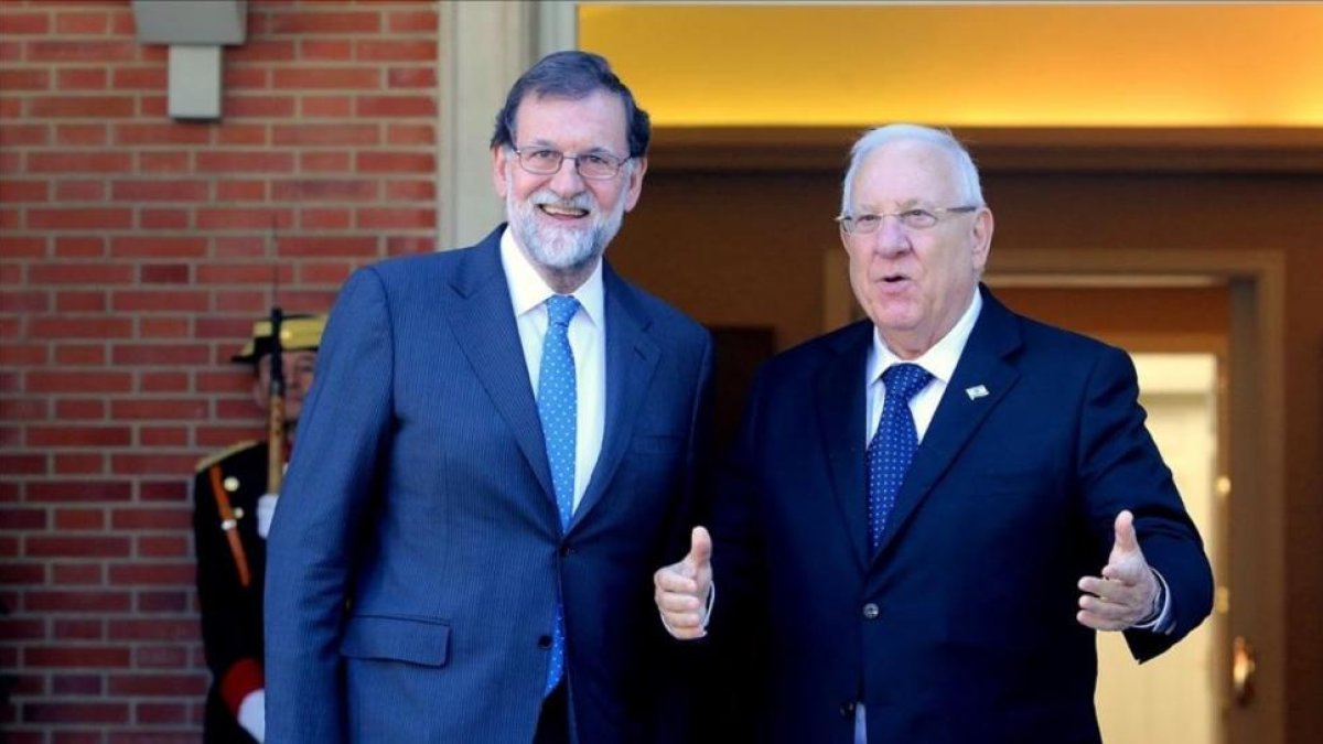 Mariano Rajoy, junto al presidente de Israel, Reuvén Rivlin, el martes en la Moncloa.
