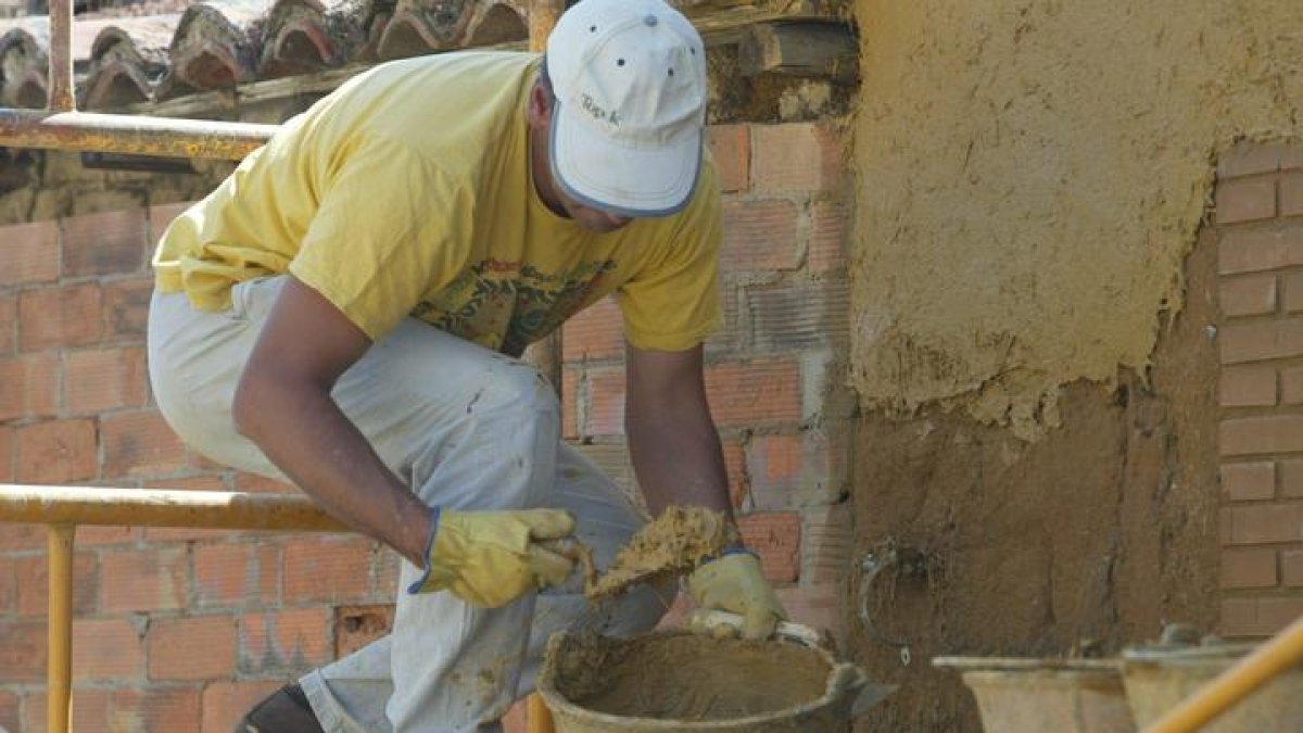 León acoge una jornada  de prevención de riesgos laborales en la construcción