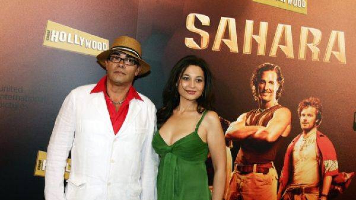 Eduardo Cruz, en el estreno de 'Sahara', junto a su entonces novia, Carmen Moreno.