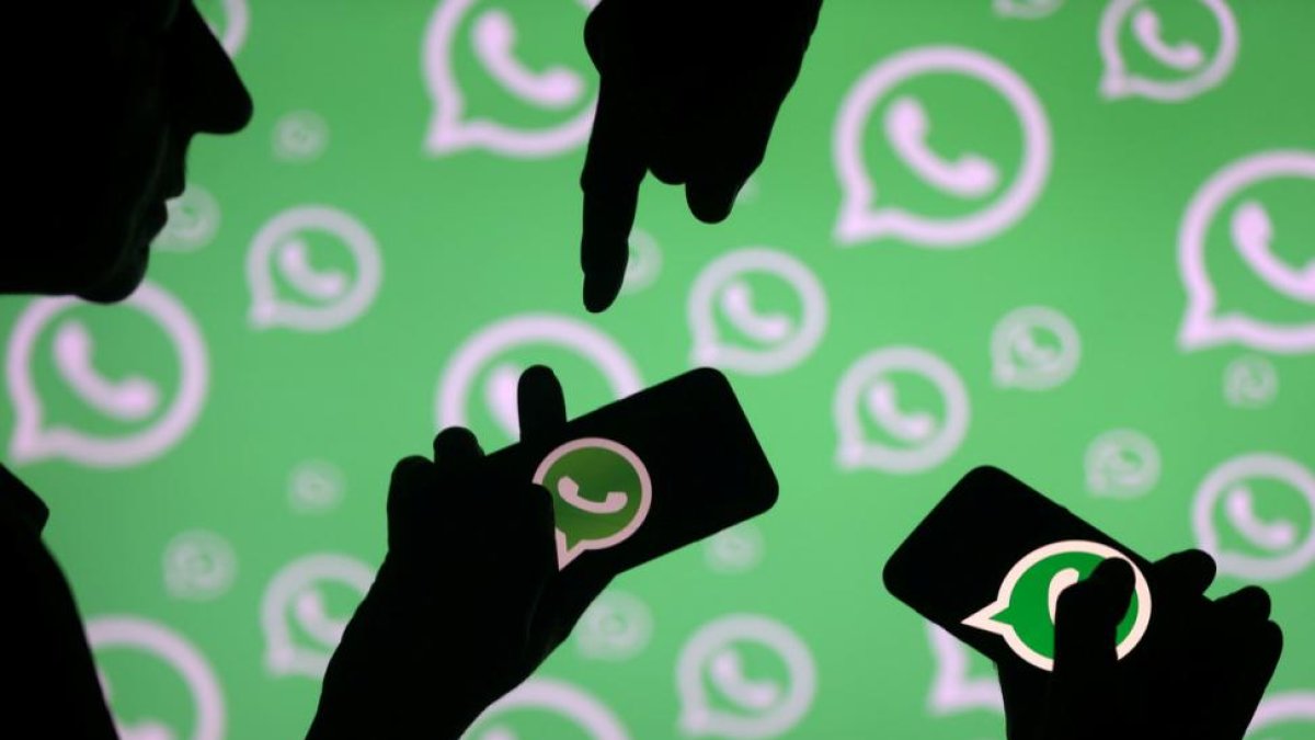 Más de un millón de usuarios se han descargado la versión falsa de Whatsapp. /