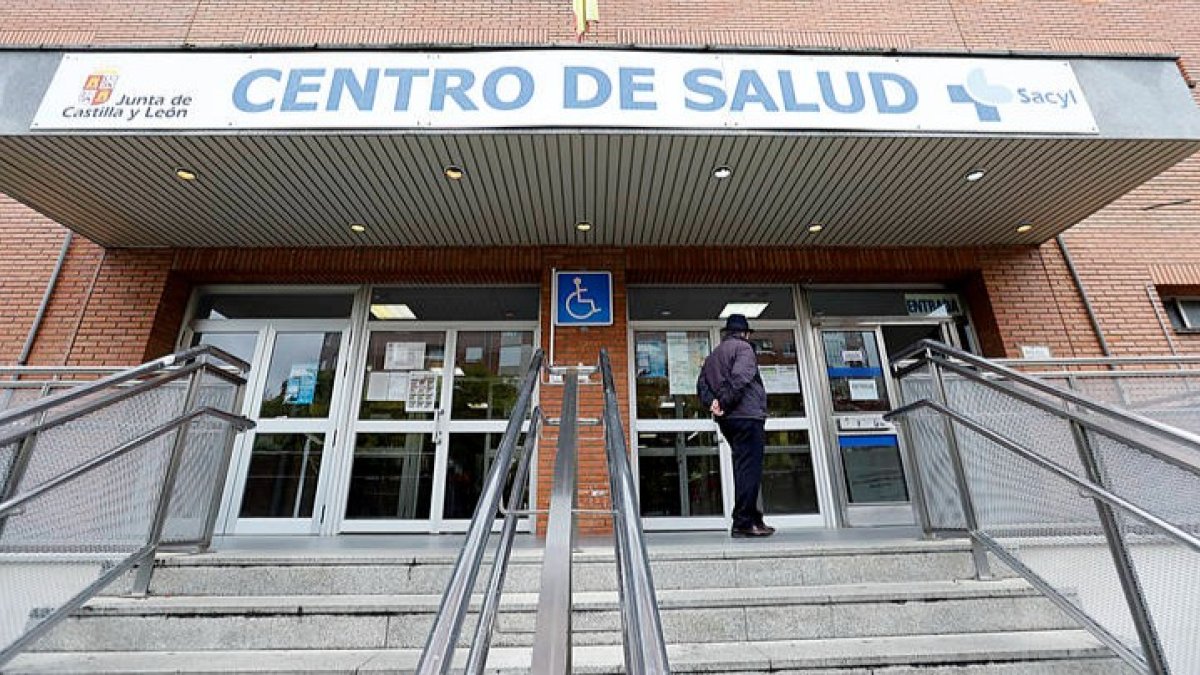 Ambulatorio de José Aguado, donde se encuentra el centro de hemoterapia. MARCIANO PÉREZ