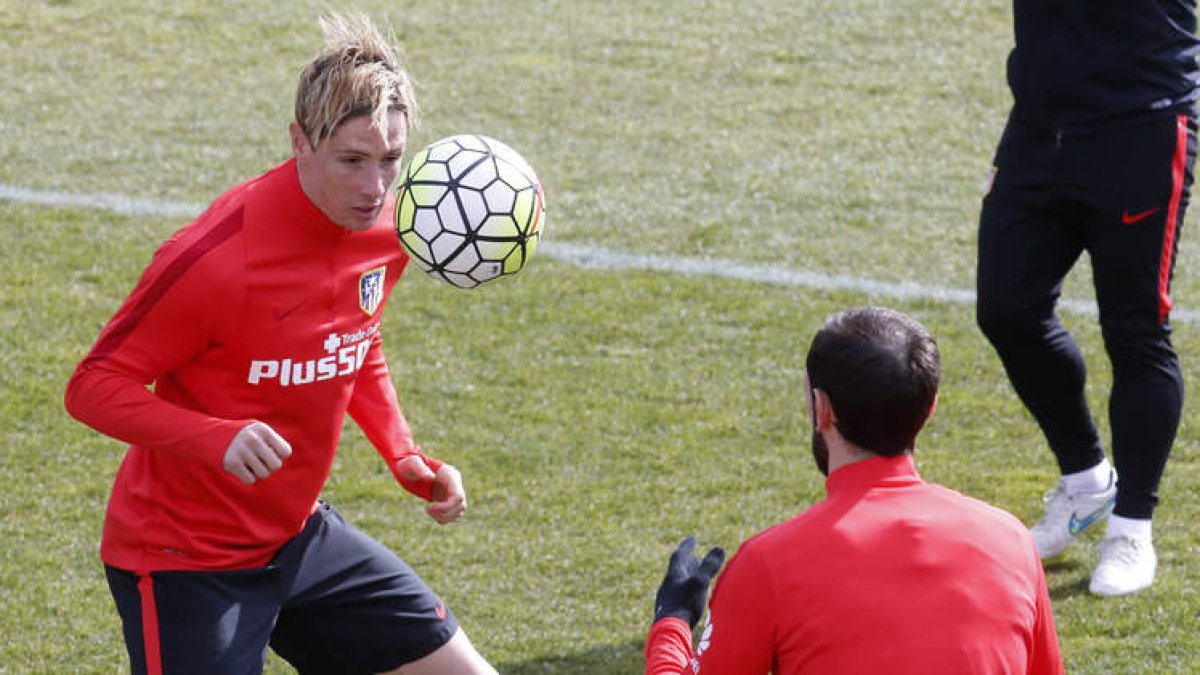 Fernando Torres espera trasladar su buen momento de juego a la semifinal frente al Bayern. GARCÍA