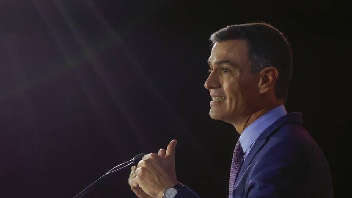 El presidente del Gobierno, Pedro Sánchez, durante su intervención en el acto de clausura el foro de emprendedores South Summit 2021 que ha tenido lugar este jueves en Madrid. J. J. GUILLÉN