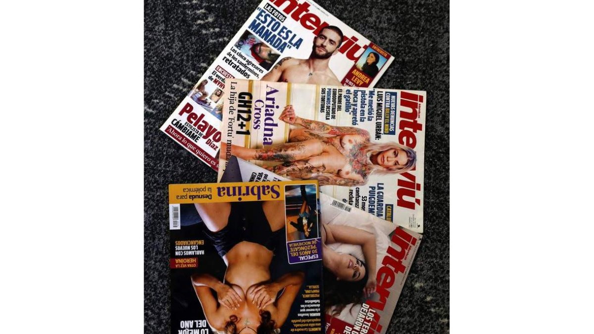 Algunas de las portadas de la revista ‘Interviú’. J. J. GUILLÉN