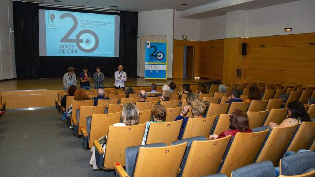 Asistentes a una de las actividades del festival. PONFERRADA FILM FESTIVAL