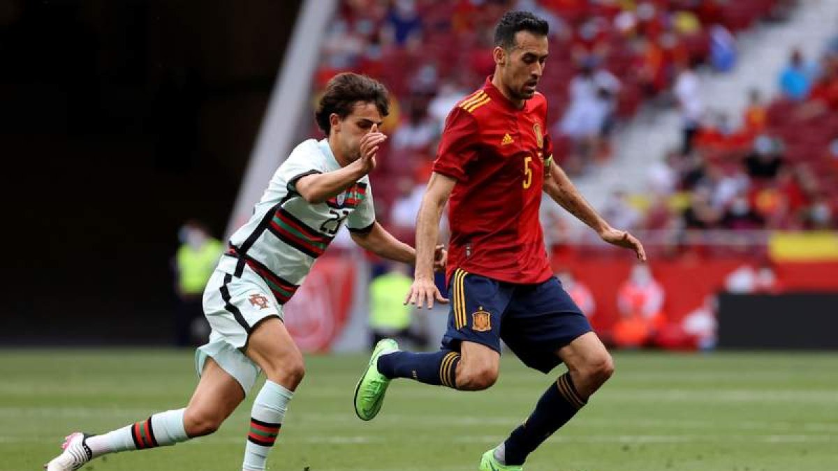 Sergio Busquets se pierde la Eurocopa con España tras dar positivo en coronavirus. P. GARCÍA
