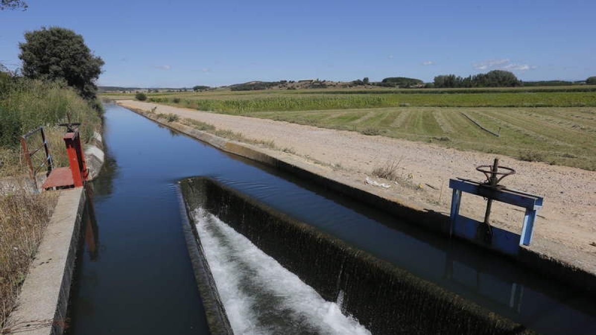 Imagen del Canal de Villares. JESÚS F. SALVADORES