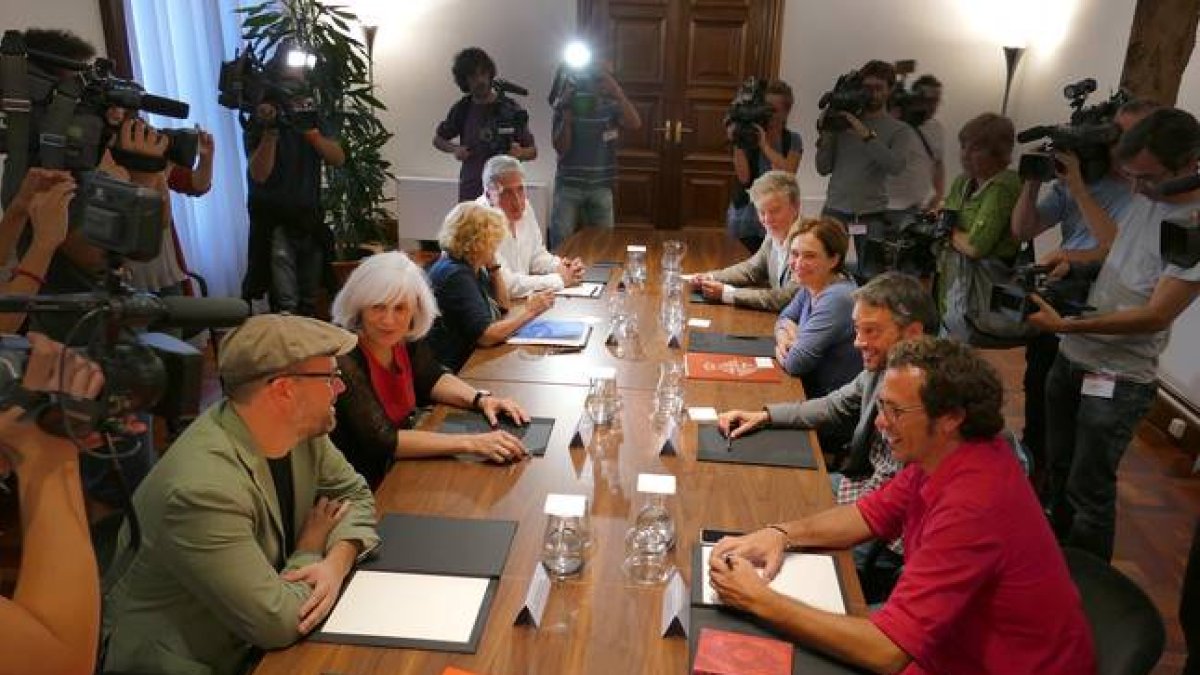 Los alcaldes del cambio reunidos en Barcelona.