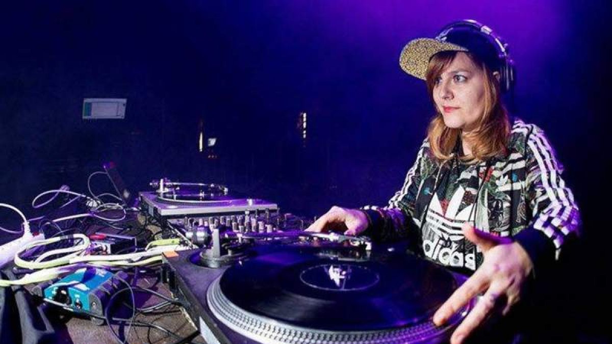 La gallega Marta Fierro, más conocida como Eme DJ. DL