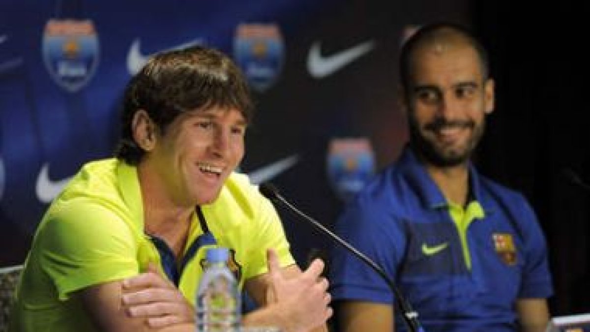 Messi, en una rueda de prensa junto a Pep Guardiola.