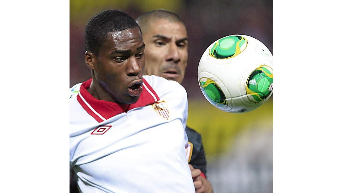 El centrocampista francés del Sevilla Geoffrey Kondogbia.