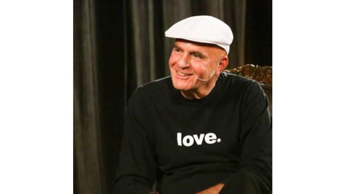 El escritor Wayne Dyer.