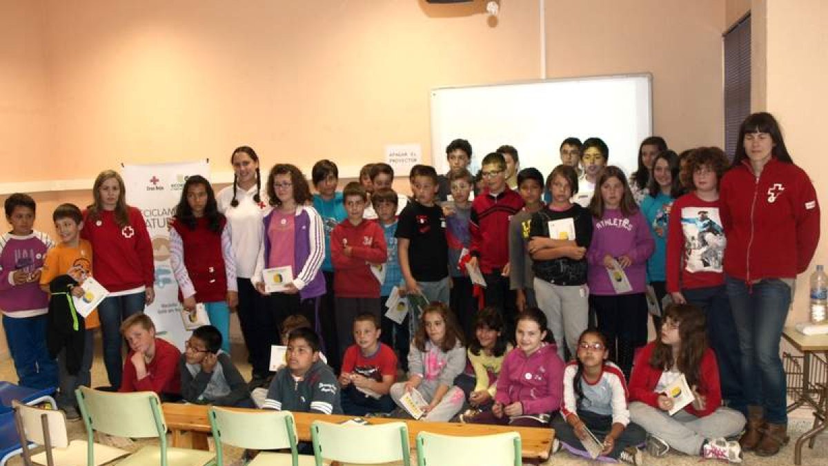 Los alumnos participaron en un taller de reciclaje.