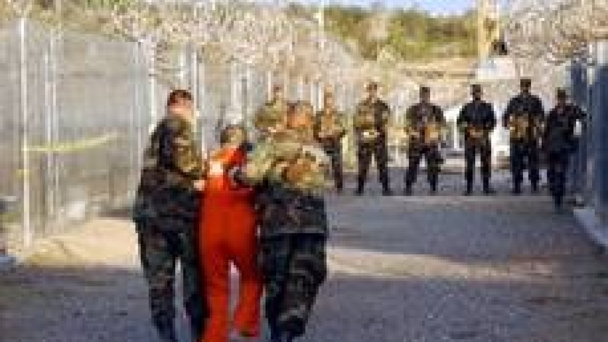 Los detenidos no fueron llevados directamente a la base estadounidense de Guántanamo, en Cuba
