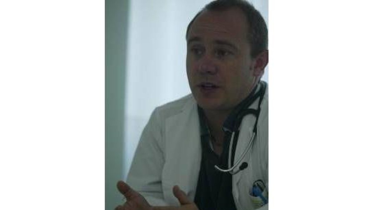 Andrés García Palomo, coordinador de oncología del Hospital de León