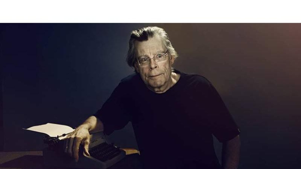 El escritor Stephen King regresa mañana a las librerías con otra novela inquietante, ‘Revival’.