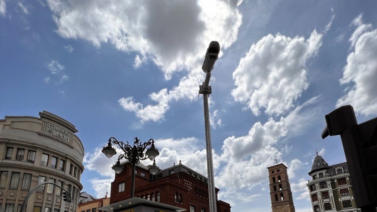 El objetivo de los aforadores es conocer el tráfico que existe en la ciudad. AYUNTAMIENTO DE LEÓN