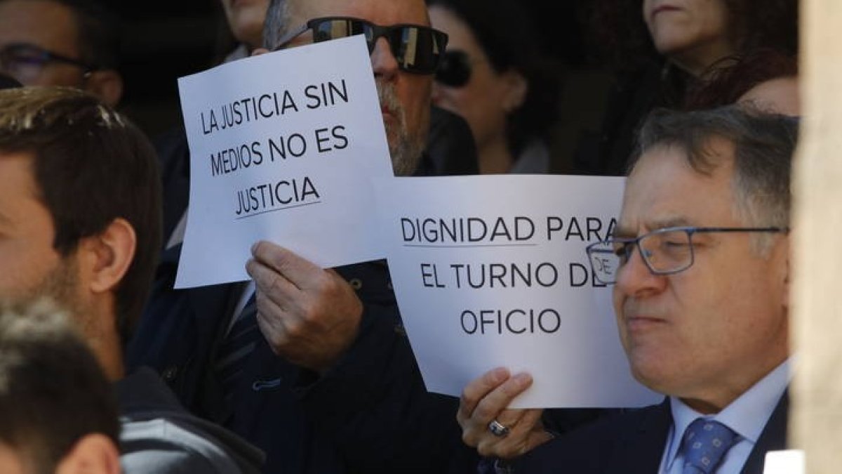 Protesta de los abogados del turno de oficio. FERNANDO OTERO