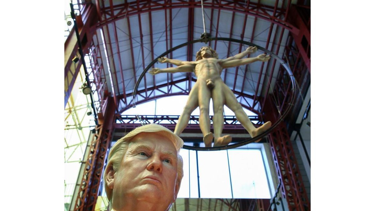Figura de cera del presidente de Estados Unidos, Donald Trump, que junto con la del presidente de México, Enrique Peña Nieto, exhibe en una exposición en el Museo de Cera de Ciudad de México.