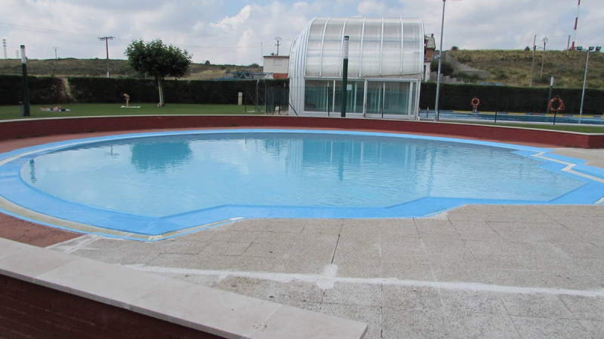 Las piscinas de San Andrés y el centro de ocio de Trobajo estarán cerradas esta semana