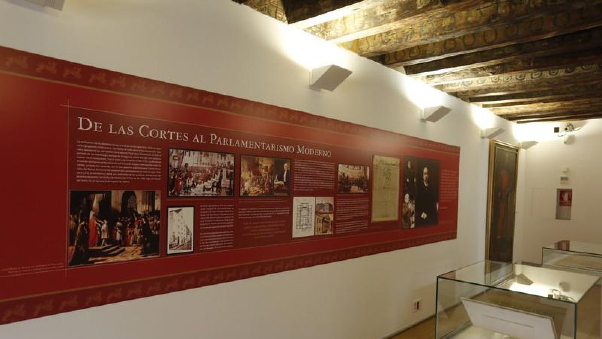 Expsición celebrada en León con documentos que prueban que la ciudad fue la sede de la primera reunión parlamentaria de la historia