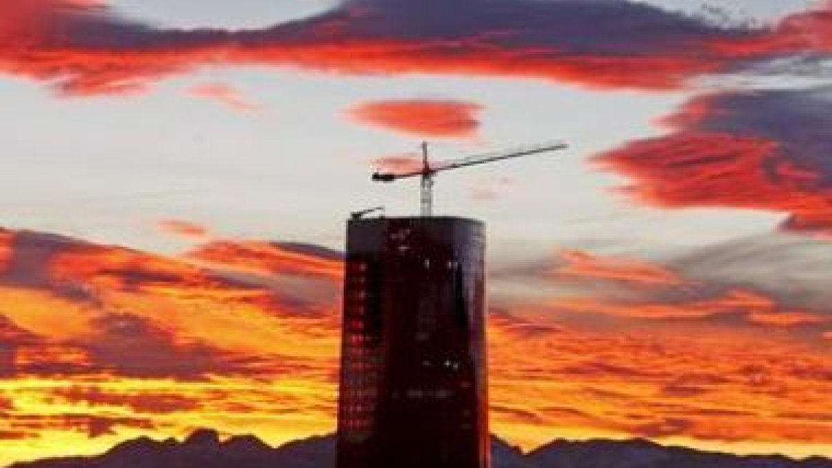 Silueta del edificio donde tendrá su sede central Iberdrola en la ciudad de Bilbao.