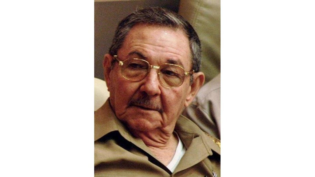 El hermano de Fidel Castro, Raúl Castro