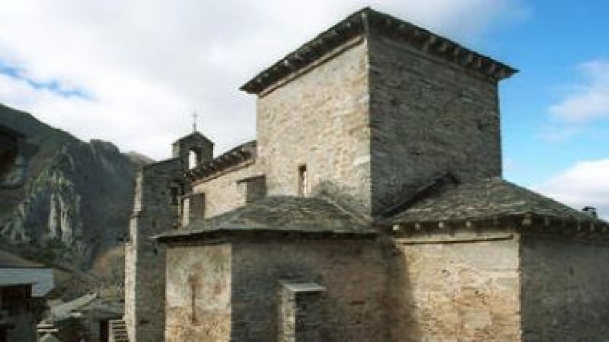 La iglesia de Peñalba sería incluida en este plan del mozárabe.